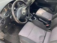 Usata VW Golf IV 105 CV (77 kW) 2002 Berlina