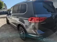 Usata VW Touran 150 CV (110 kW) 2017 Grigio Monovolume