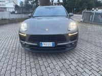 Usata Porsche Macan 258 CV (189 kW) 2015 Grigio SUV