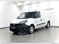 Usata Fiat Doblò 120 CV (88 kW) 2021 Bianco Monovolume