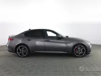 Usata Alfa Romeo Giulia Veloce 211 CV (155 kW) 2020 Grigio vesuvio Berlina