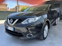 Usata Nissan Qashqai Acenta 110 CV (80 kW) 2016 Nero SUV