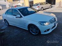 Usata Mercedes C250 AMG 204 CV (150 kW) 2010 Bianco Berlina