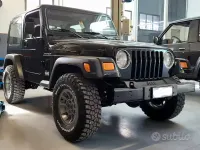 Usata Jeep Wrangler Sport 1997 Nero SUV