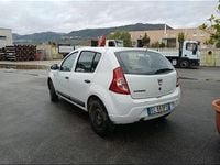 Usata Dacia Sandero 84 CV (61 kW) 2011 Bianco Berlina
