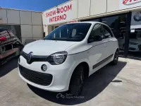 Usata Renault Twingo Intens 69 CV (50 kW) 2017 Crystal weiss Utilitaria
