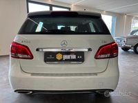 Usata Mercedes B200 Premium 136 CV (100 kW) 2015 Bianco Monovolume