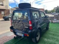 Usata Suzuki Jimny 86 CV (63 kW) 2008 Nero SUV