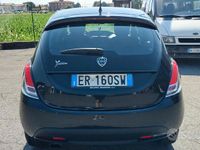 Usata Lancia Ypsilon 69 CV (50 kW) 2013 Nero Utilitaria