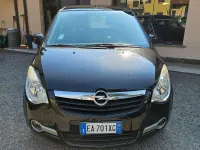 Usata Opel Agila Enjoy 68 CV (50 kW) 2010 Nero Utilitaria