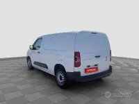 Usata Peugeot Partner Premium 102 CV (75 kW) 2023 Bianco Monovolume