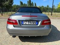 Usata Mercedes E220 170 CV (125 kW) 2011 Grigio Cabrio