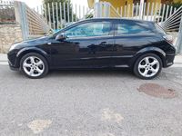 Usata Opel Astra GTC Cosmo 180 CV (132 kW) 2007 Nero Utilitaria
