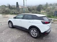 Usata Peugeot 3008 Business-Line 131 CV (96 kW) 2019 Bianco SUV