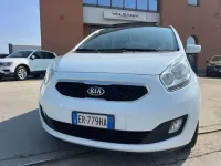 Usata Kia Venga Active 90 CV (66 kW) 2013 Bianco Utilitaria