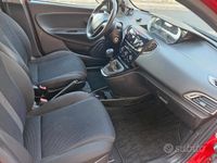 Usata Lancia Ypsilon S 95 CV (69 kW) 2013 Rosso Utilitaria
