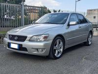 Usata Lexus IS200 155 CV (114 kW) 2001 Argento Berlina