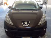 Usata Peugeot 207 68 CV (50 kW) 2011 Marrone Berlina