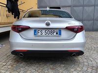Usata Alfa Romeo Giulia Executive 180 CV (132 kW) 2018 Grigio Berlina