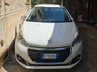 Usata Peugeot 208 Allure 83 CV (61 kW) 2018 Bianco Utilitaria