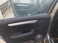 Usata Mercedes B200 136 CV (100 kW) 2007 Grigio Monovolume