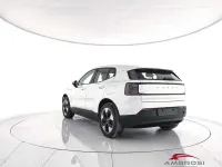 Nuova Volvo EX30 Single Motor Extended Range 200 kW (272 CV) 2025 Onyx black SUV