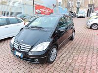 Usata Mercedes A180 Avantgarde 108 CV (79 kW) 2011 Nero Berlina
