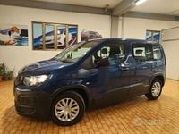 Usata Peugeot e-Rifter 100 kW (136 CV) 2022 Blu Monovolume