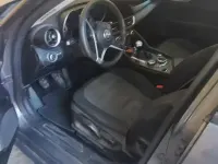 Usata Alfa Romeo Giulia 150 CV (110 kW) 2016 Grigio Berlina
