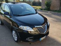 Usata Lancia Ypsilon Silver 69 CV (50 kW) 2015 Nero Utilitaria