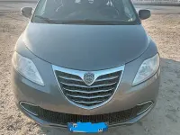 Usata Lancia Ypsilon 69 CV (50 kW) 2012 Grigio Utilitaria