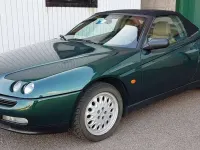 Usata Alfa Romeo Spider Lusso 150 CV (110 kW) 1996 Verde Cabrio