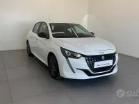 Usata Peugeot 208 Allure 102 CV (75 kW) 2022 Bianco Utilitaria