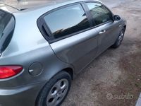 usata Alfa Romeo 147 147 1.9 JTD M-JET 16V 5 porte Dist.