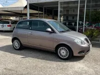 Gebraucht Lancia Ypsilon 77 PS (56 kW) 2010 Violett Kleinwagen