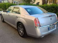 Käytetty Lancia Thema Platinum 239 HP (175 kW) 2013 Hopea Sedan