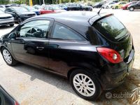 Usata Opel Corsa Enjoy 80 CV (58 kW) 2009 Nero Berlina
