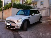 Usata Mini Cooper D 116 CV (85 kW) 2013 Grigio Utilitaria