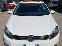 Usata VW Golf VI 122 CV (89 kW) 2010 Bianco Utilitaria