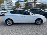 Usata Alfa Romeo Giulietta Business 120 CV (88 kW) 2018 Bianco Utilitaria