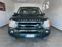 Usata Land Rover Discovery 3 HSE 190 CV (139 kW) 2008 Verde SUV