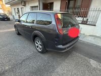 Begagnad Ford Focus 90 HK (66 kW) 2007 Grå Kombi