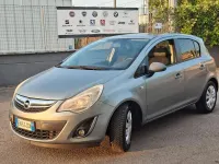 Usata Opel Corsa Sport 75 CV (55 kW) 2012 Marrone Utilitaria