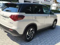 Nuova Suzuki Vitara 110 CV (80 kW) 2026 Beige SUV