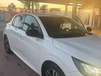 Usata Peugeot 208 Allure 101 CV (74 kW) 2021 Bianco Utilitaria