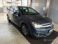 Usata Opel Astra Cosmo 110 CV (80 kW) 2010 Station wagon
