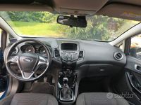 Usata Ford Fiesta 95 CV (69 kW) 2015 Blu Utilitaria