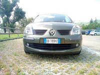 Usata Renault Modus Dynamique 98 CV (72 kW) 2006 Verde Monovolume