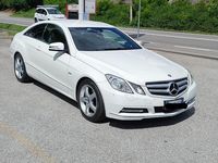 Usata Mercedes E220 Executive 170 CV (125 kW) 2012 Bianco Coupé