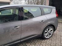 Usata Renault Grand Scénic IV 150 CV (110 kW) 2019 Grigio Monovolume